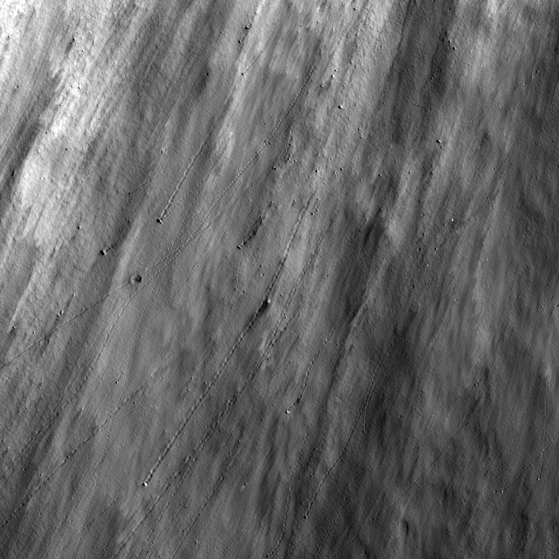 Boulder tracks on the flank of Chaplygin crater