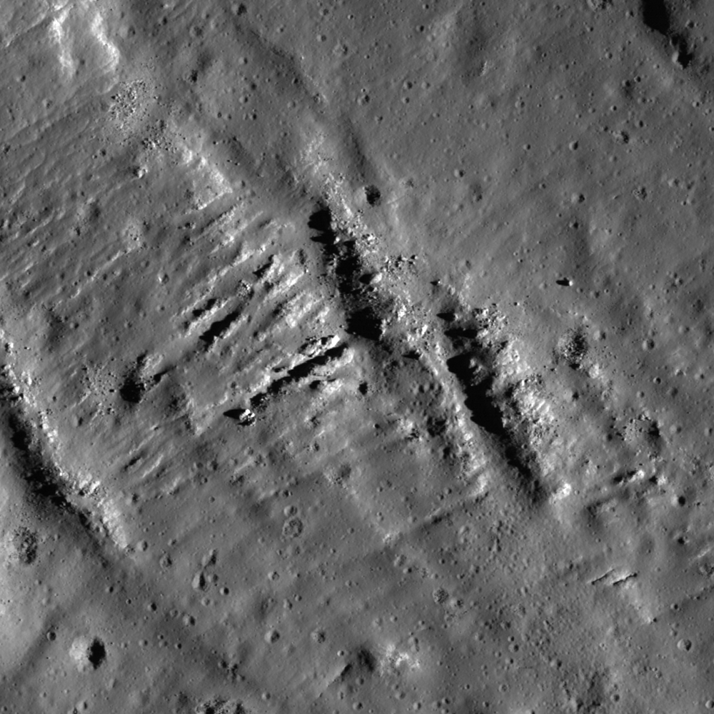 An Impact Melt Veneer in the Highlands