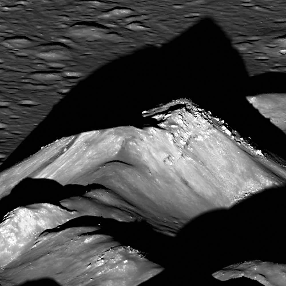 NASA Spots Eerie 'Spider' Shapes in Mars Crater View - CNET