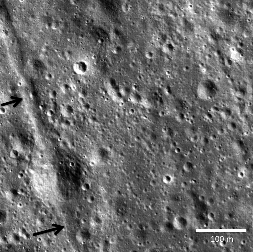 Graben and Pyroclastics in SW Mare Humorum