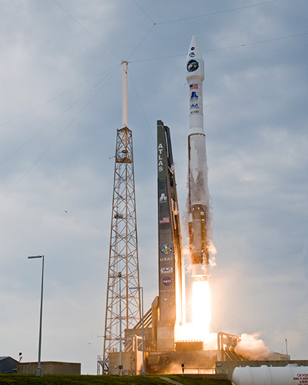 Photo of the Lunar Reconaissance Orbiter (LRO) launch onboard an Atlas V rocket